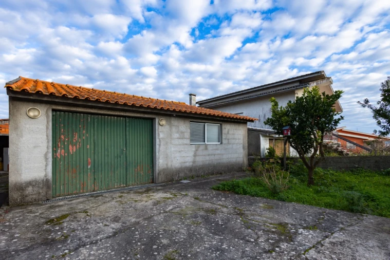 Moradia T4 para Venda em Carapinheira Foto 39