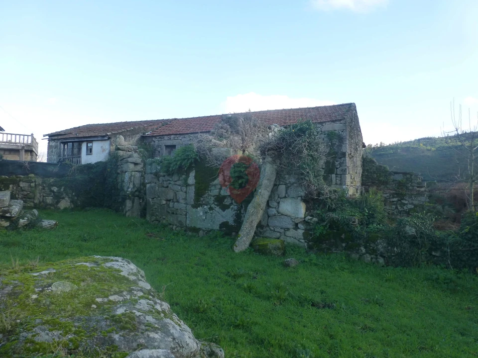 Moradia T0 para Venda em Longos Vales Foto 2