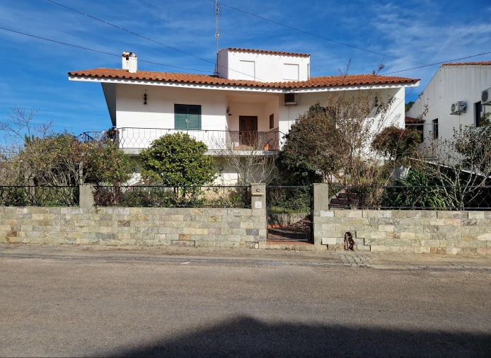 Moradia T2 para Venda em Ribeira de Nisa e Carreiras Foto 2