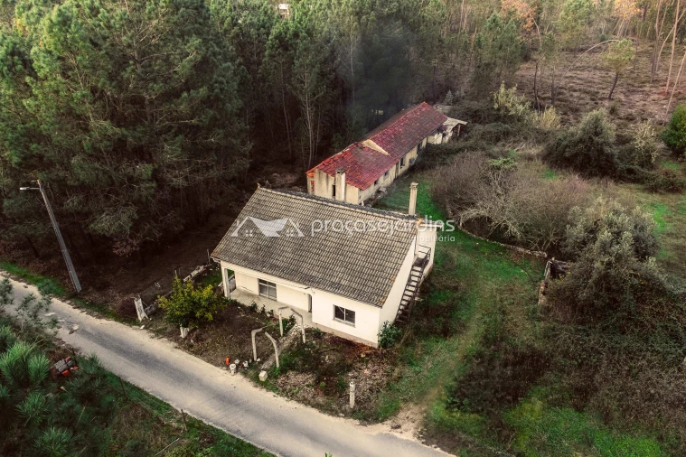 Moradia T3 para Venda em Rio de Couros e Casal dos Bernardos