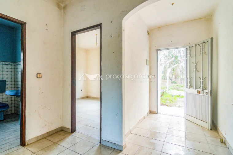 Moradia T3 para Venda em Rio de Couros e Casal dos Bernardos Foto 5