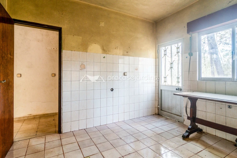 Moradia T3 para Venda em Rio de Couros e Casal dos Bernardos Foto 18