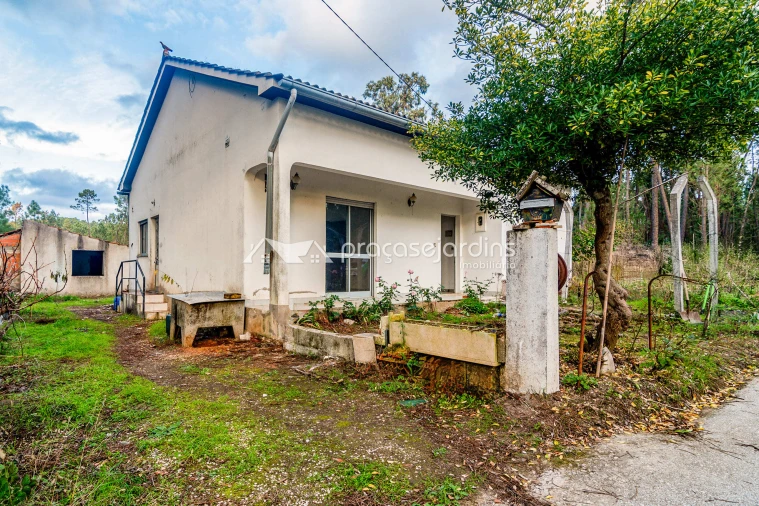 Moradia T3 para Venda em Rio de Couros e Casal dos Bernardos Foto 4