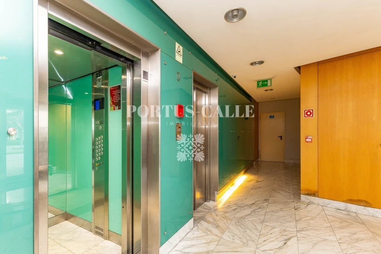 Apartamento T4 para Venda em Ramalde Foto 7