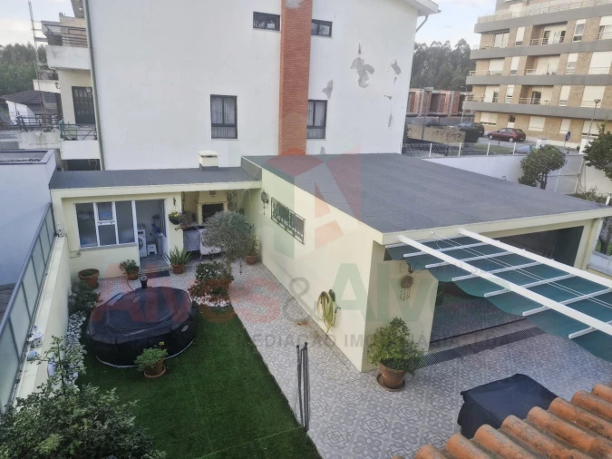 Moradia T4 para Venda em Moreira Foto 5