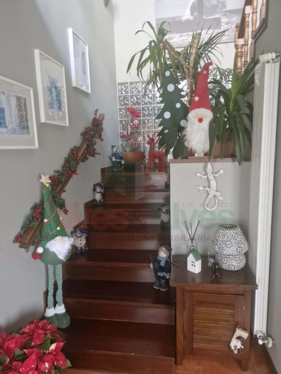 Moradia T4 para Venda em Moreira Foto 13