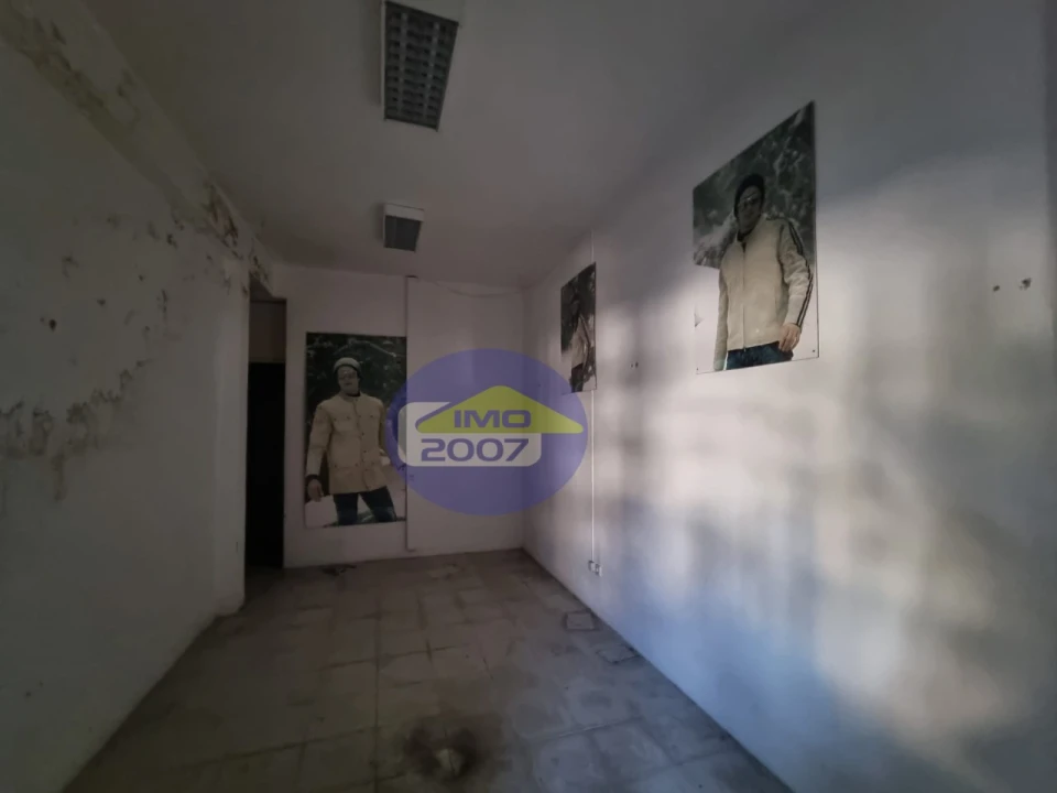 Armazém para Venda em Escapães Foto 22