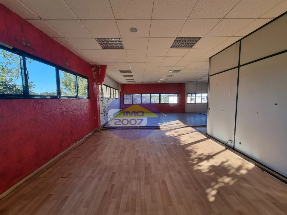 Armazém para Venda em Escapães Foto 28