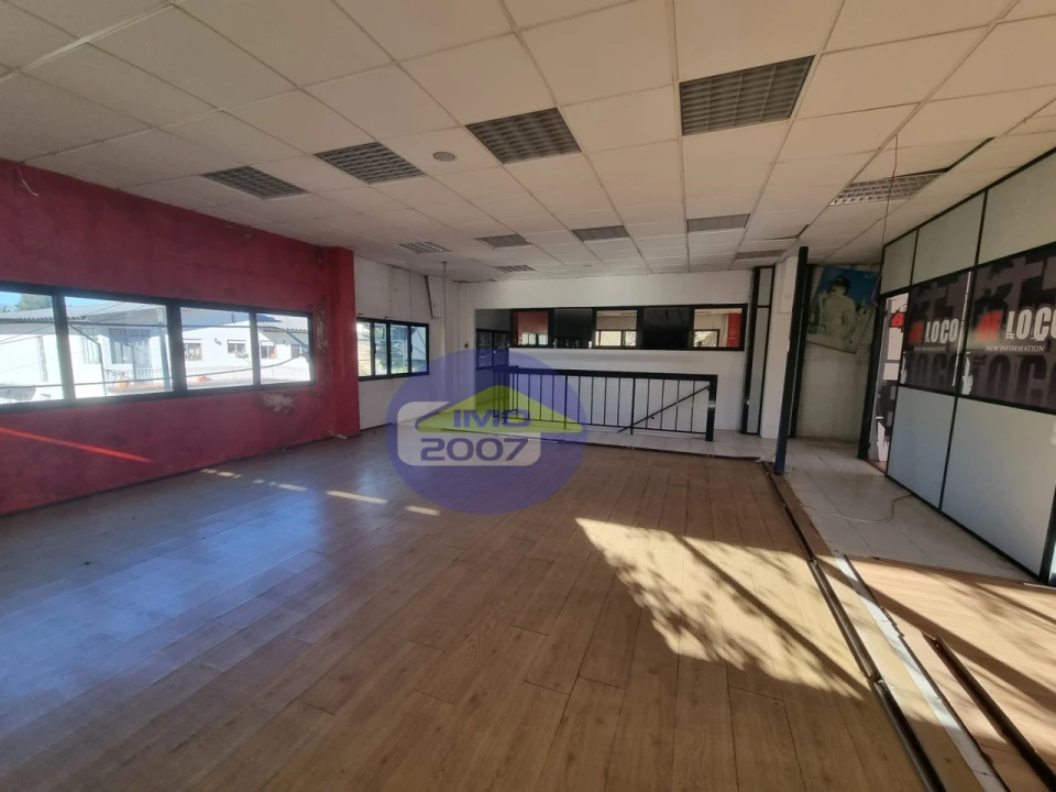 Armazém para Venda em Escapães Foto 31