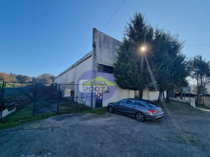 Armazém para Venda em Escapães Foto 2