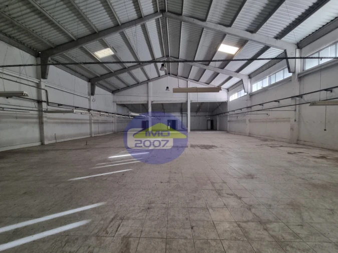 Armazém para Venda em Escapães Foto 4