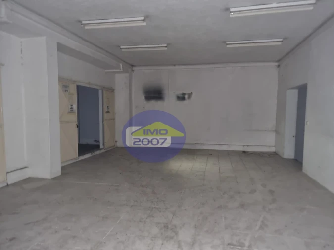 Armazém para Venda em Escapães Foto 17