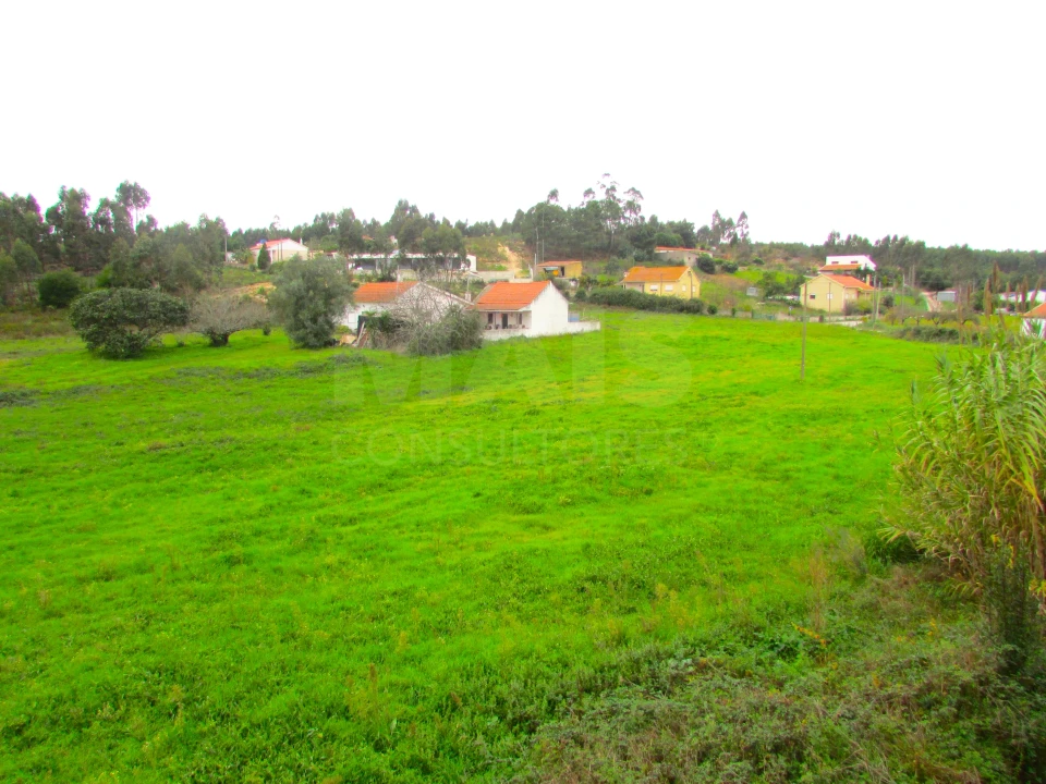 Terreno para Venda em Ramalhal Foto 2