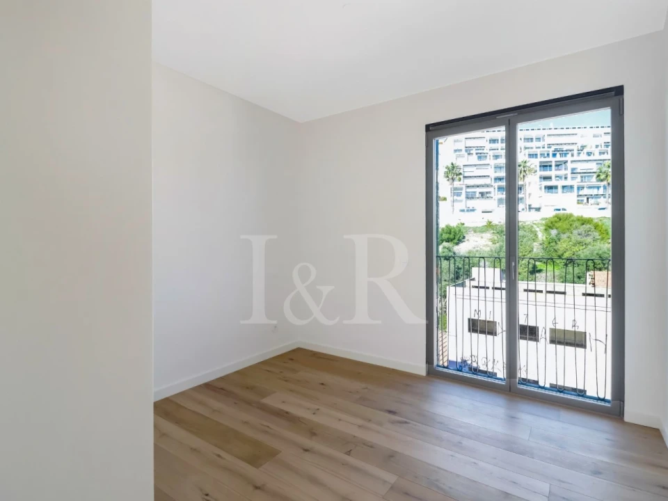 Apartamento T4 para Venda em Algés, Linda-A-Velha e Cruz Quebrada-Dafundo Foto 33