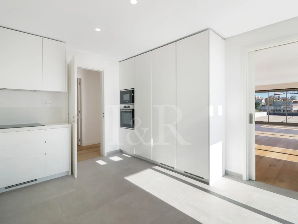 Apartamento T4 para Venda em Algés, Linda-A-Velha e Cruz Quebrada-Dafundo Foto 15