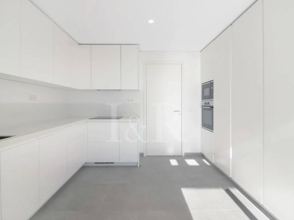 Apartamento T4 para Venda em Algés, Linda-A-Velha e Cruz Quebrada-Dafundo Foto 16