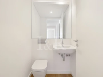 Apartamento T4 para Venda em Algés, Linda-A-Velha e Cruz Quebrada-Dafundo