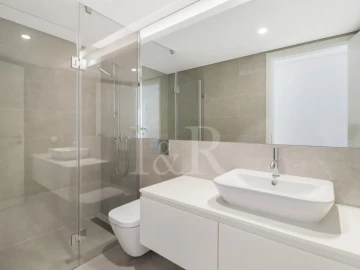 Apartamento T4 para Venda em Algés, Linda-A-Velha e Cruz Quebrada-Dafundo