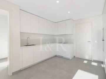 Apartamento T4 para Venda em Algés, Linda-A-Velha e Cruz Quebrada-Dafundo