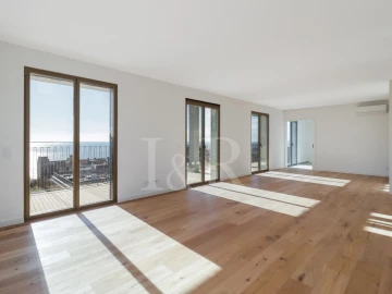 Apartamento T4 para Venda em Algés, Linda-A-Velha e Cruz Quebrada-Dafundo