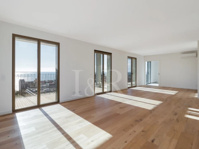 Apartamento T4 para Venda em Algés, Linda-A-Velha e Cruz Quebrada-Dafundo Foto 10