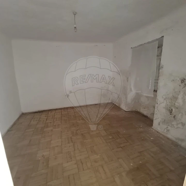 Moradia T3 para Venda em Envendos Foto 10