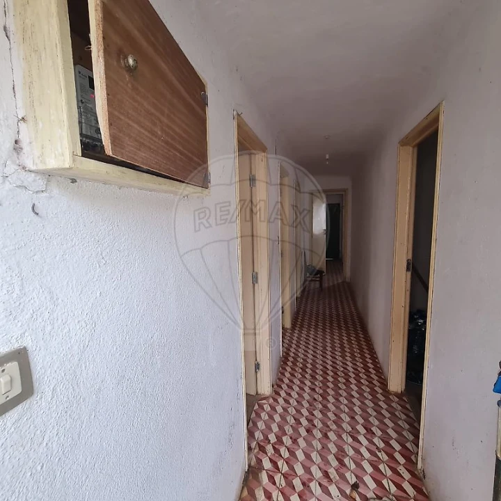 Moradia T3 para Venda em Envendos Foto 8