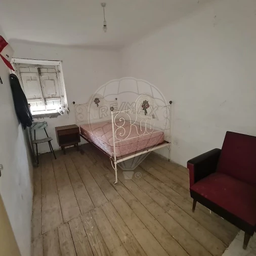 Moradia T3 para Venda em Envendos Foto 12