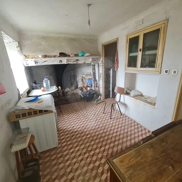 Moradia T3 para Venda em Envendos Foto 11