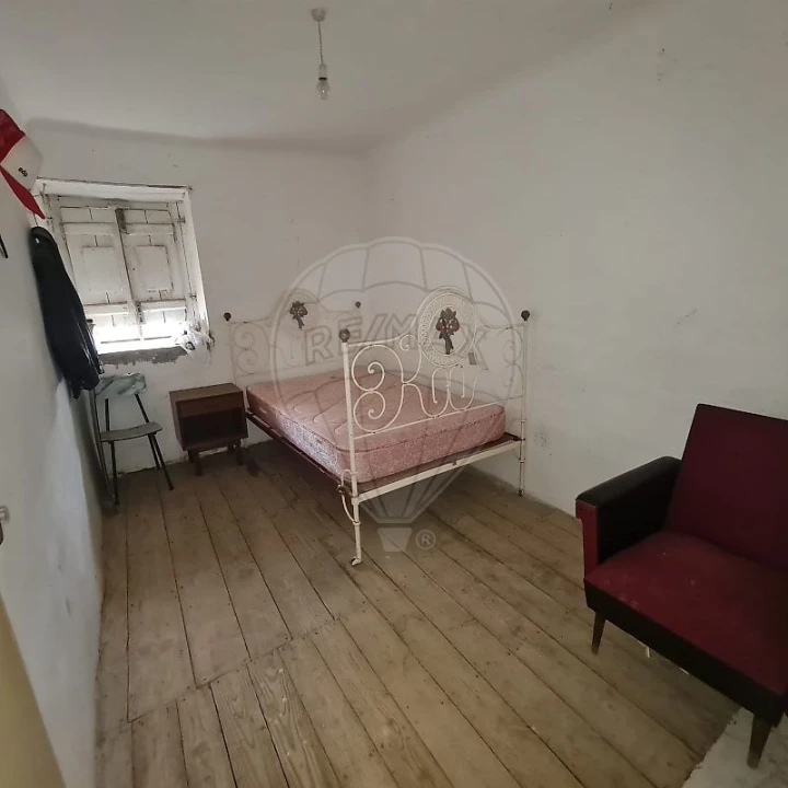 Moradia T3 para Venda em Envendos Foto 12