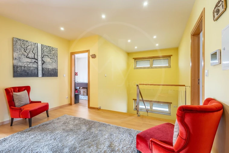 Moradia T4 para Venda em Murça Foto 12