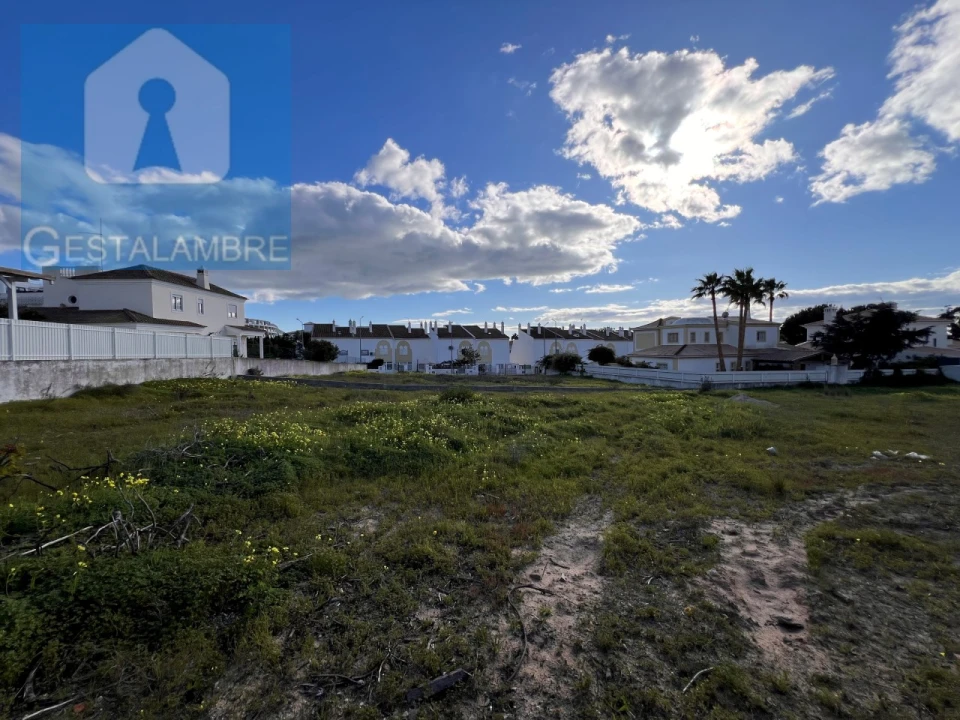 Terreno para Venda em Albufeira e Olhos de Água Foto 9
