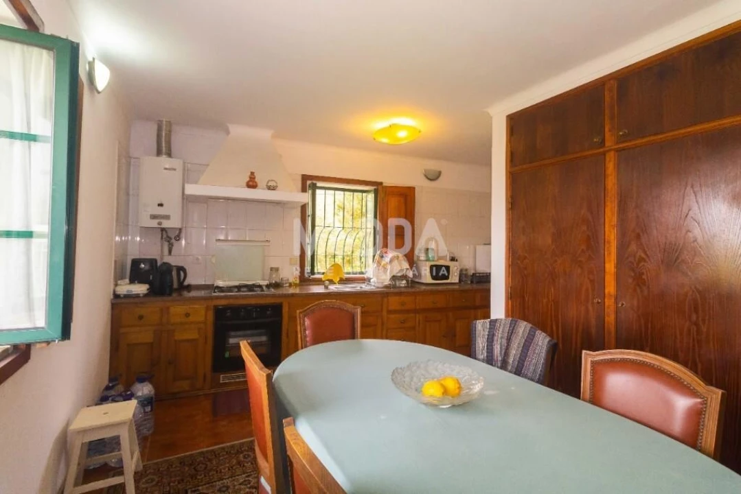 Quinta T3 para Venda em Oliveira do Douro Foto 5