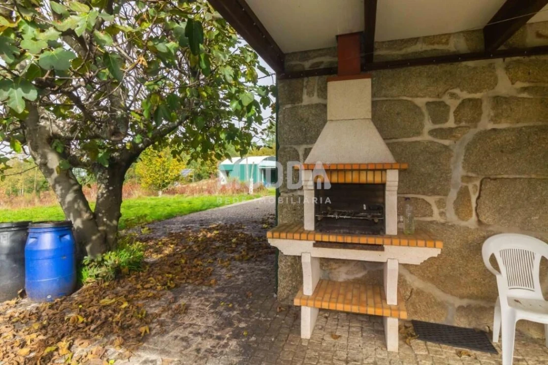 Quinta T3 para Venda em Oliveira do Douro Foto 15