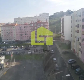 Apartamento T3 para Venda em Loures