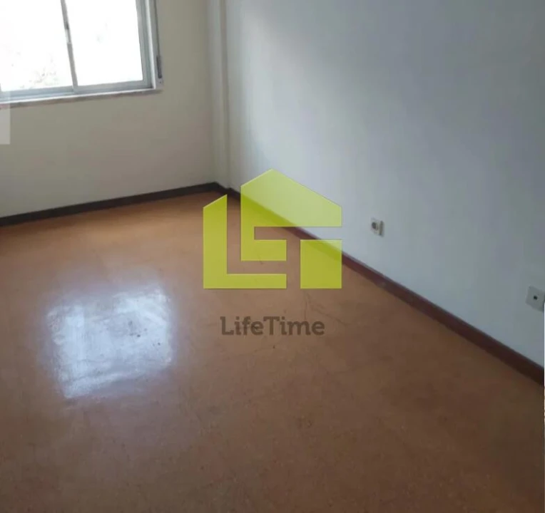 Apartamento T3 para Venda em Loures Foto 6