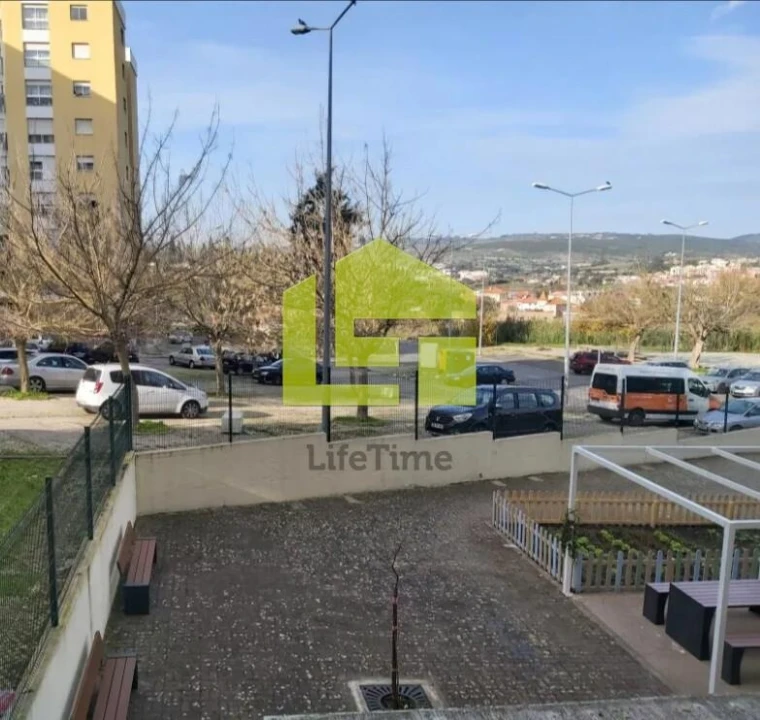 Apartamento T3 para Venda em Loures Foto 9