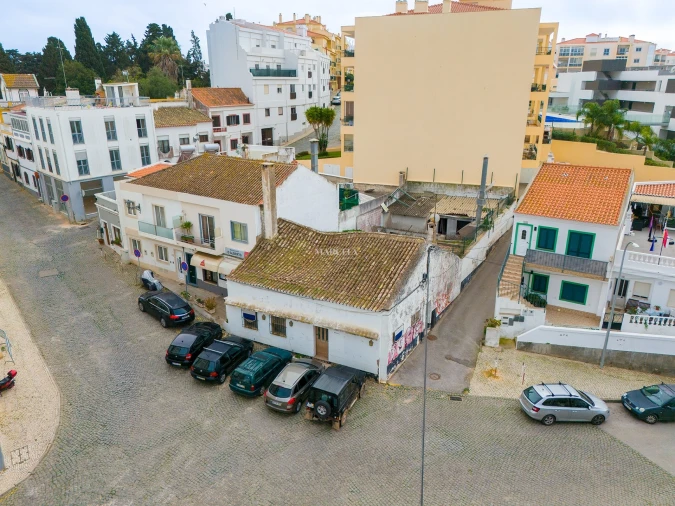 Moradia T1 para Venda em Lagos (São Sebastião e Santa Maria) Foto 2