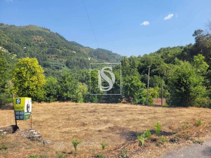 Moradia T2 para Venda em Cinfães Foto 3