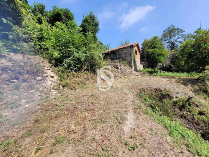 Moradia T2 para Venda em Cinfães Foto 12