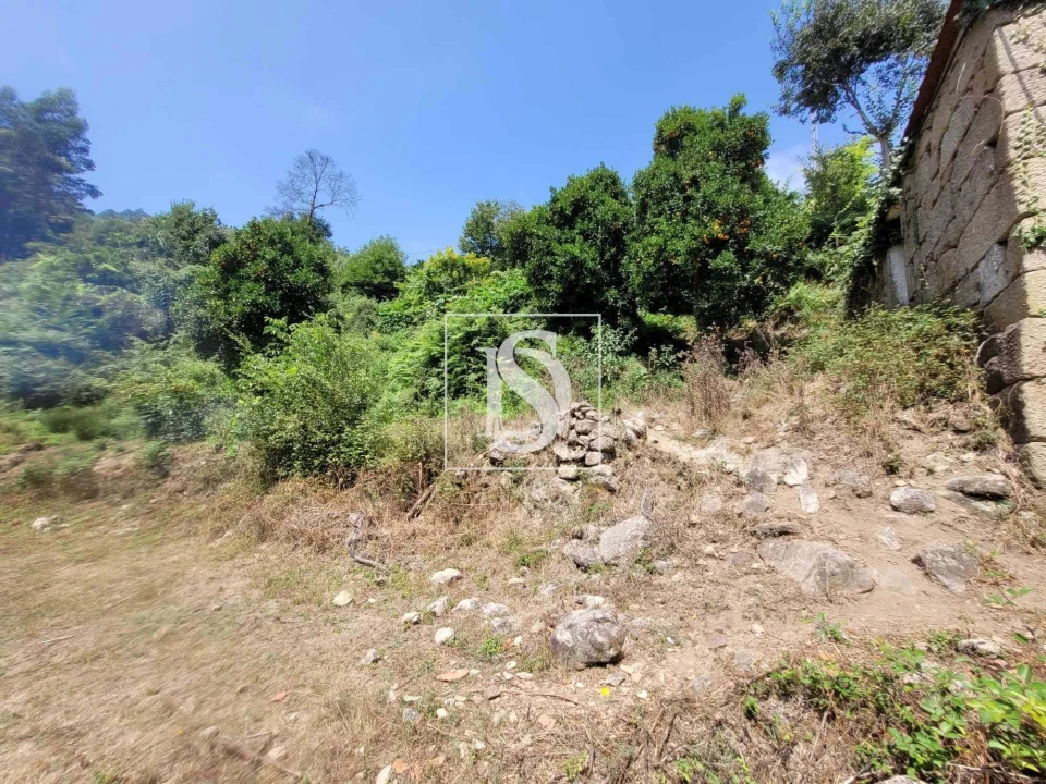 Moradia T2 para Venda em Cinfães Foto 16