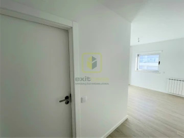 Apartamento T2 para Venda em Tavarede