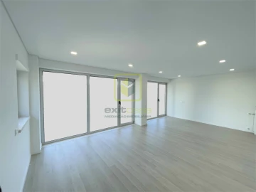 Apartamento T2 para Venda em Tavarede