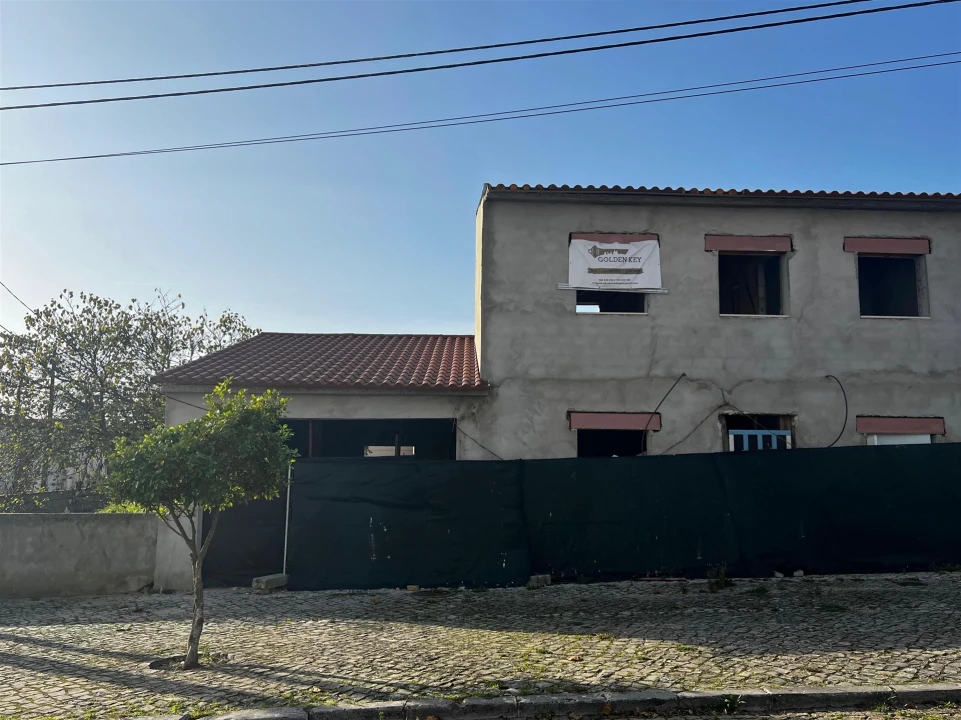 Moradia T3 para Venda em Milagres Foto 2