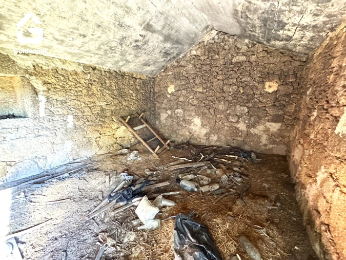 Quinta T0 para Venda em Escalos de Cima e Lousa Foto 18