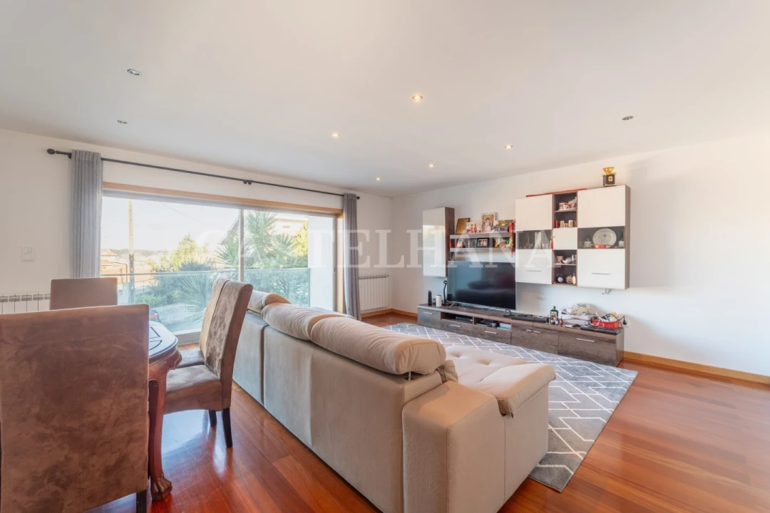 Moradia T4 para Venda em Canidelo Foto 3