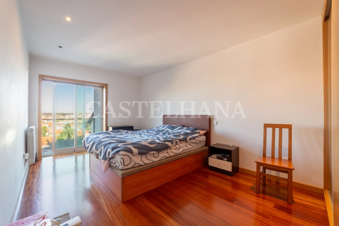 Moradia T4 para Venda em Canidelo Foto 7