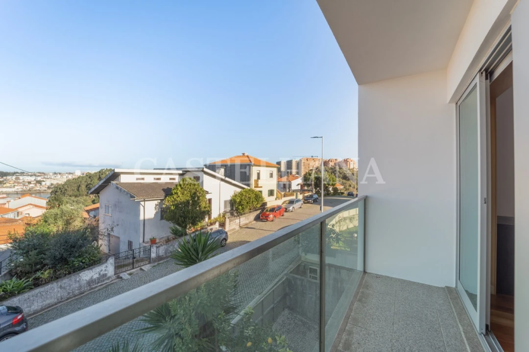 Moradia T4 para Venda em Canidelo Foto 17