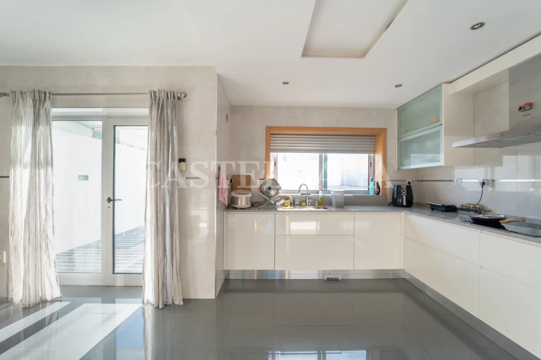 Moradia T4 para Venda em Canidelo Foto 6