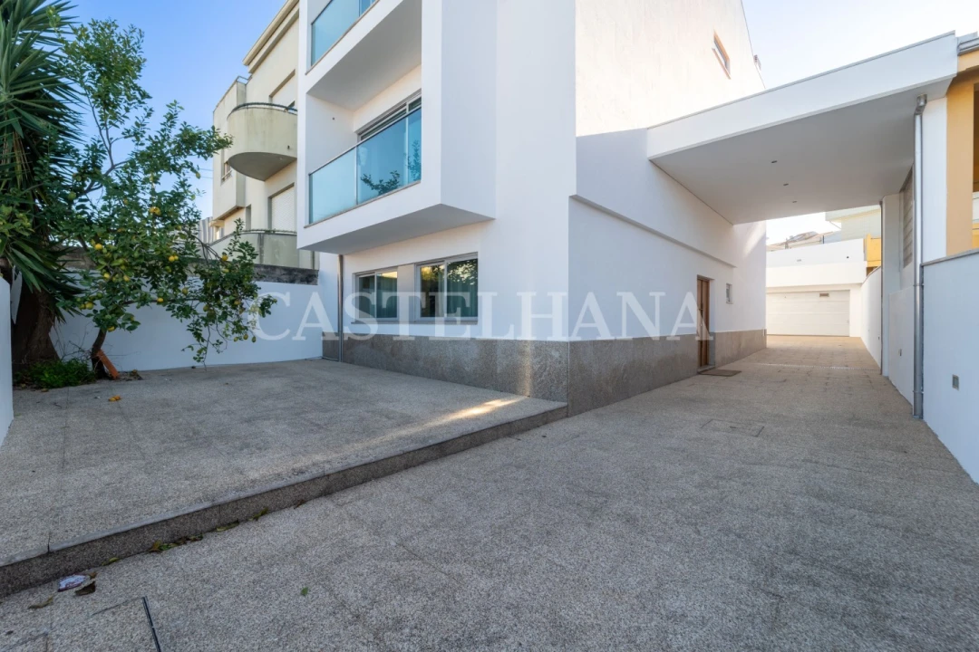 Moradia T4 para Venda em Canidelo Foto 42